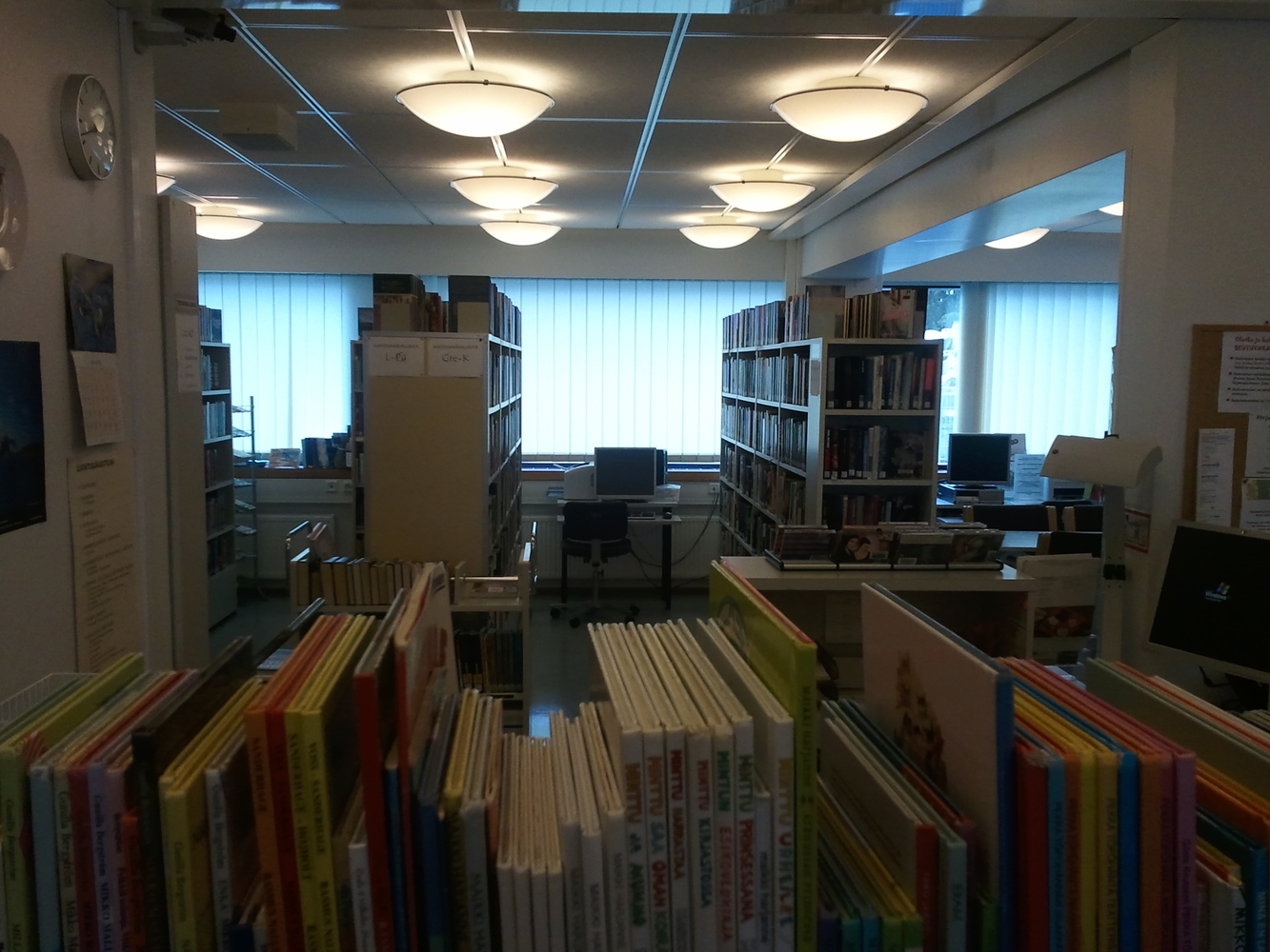 Monninkylä library