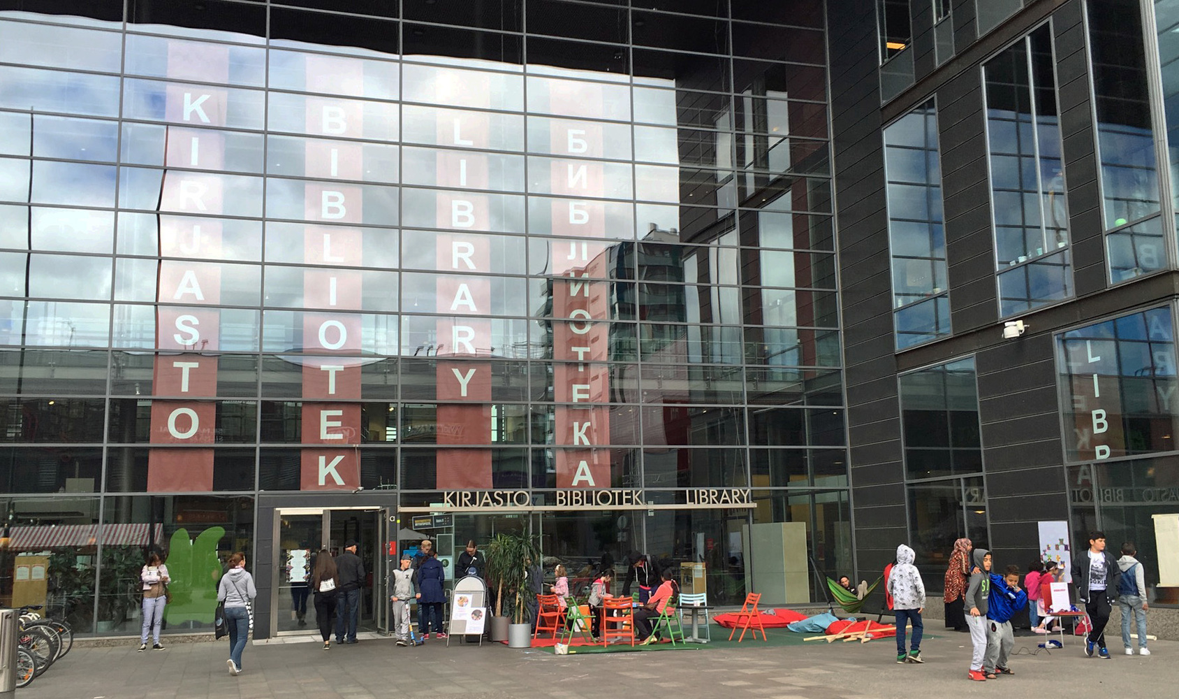 Helmet Kirjasto Varaaminen