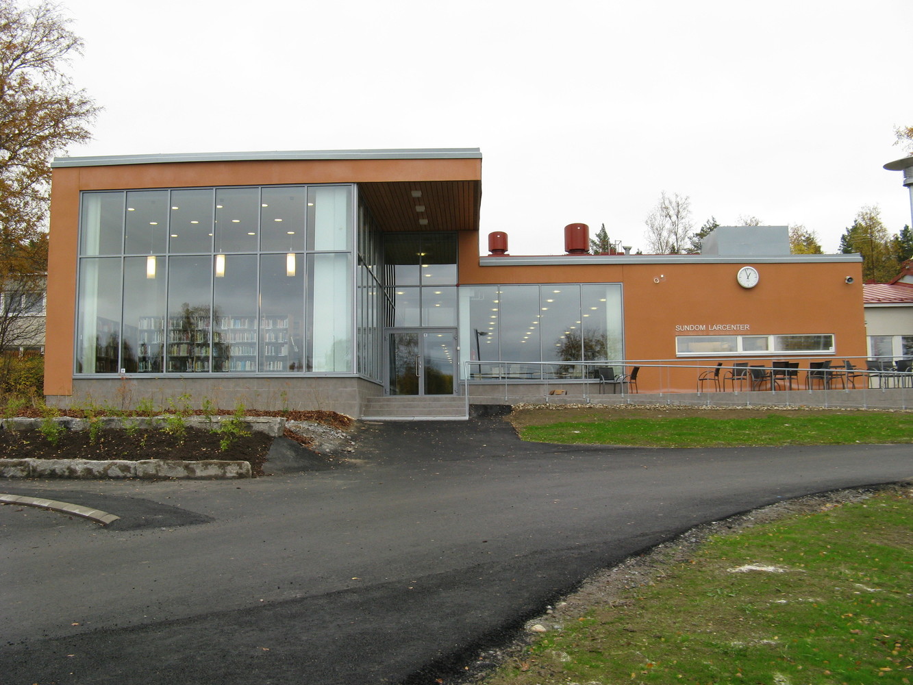 Sundomin omatoimikirjasto
