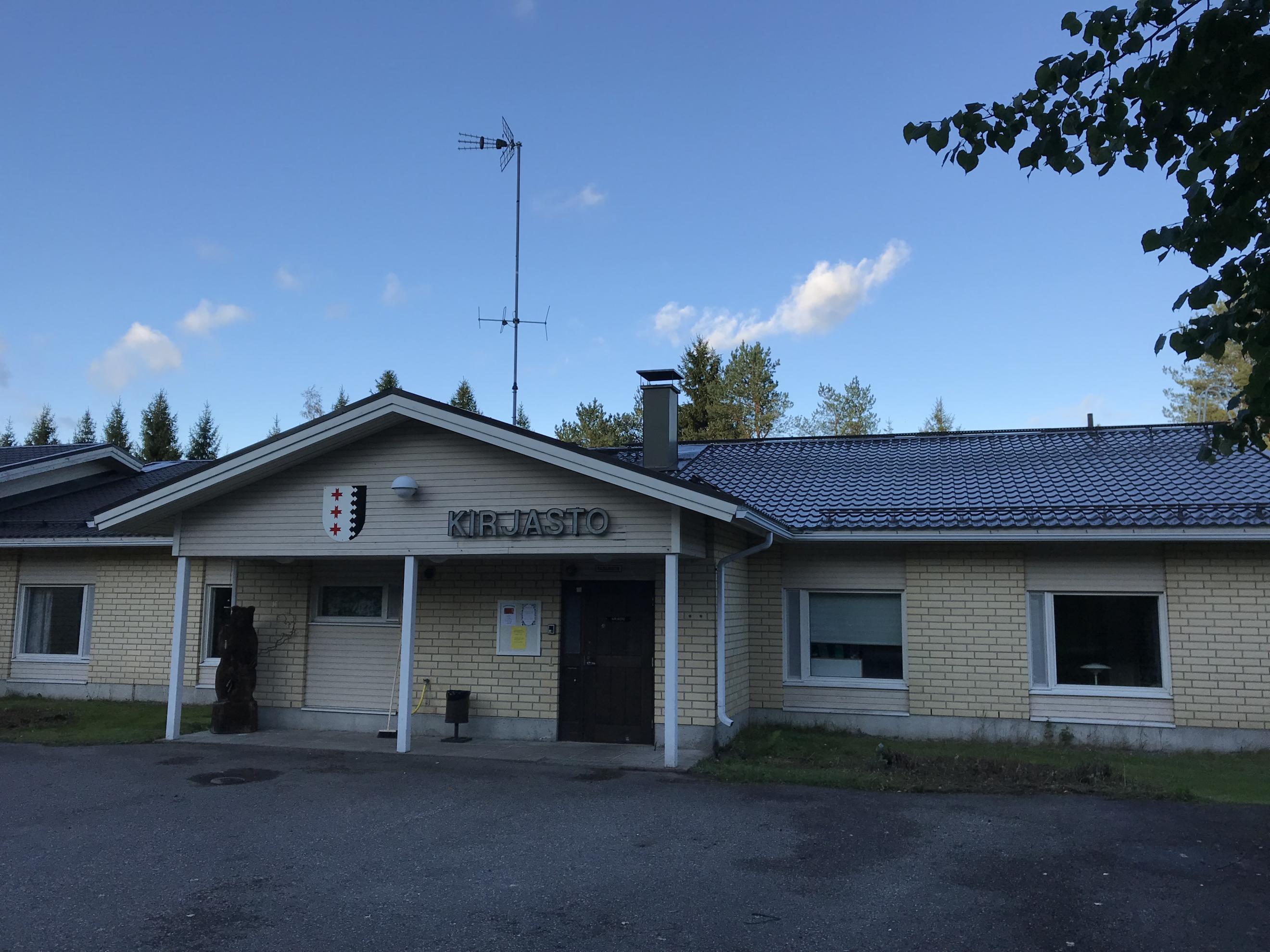 Uukuniemen kirjasto