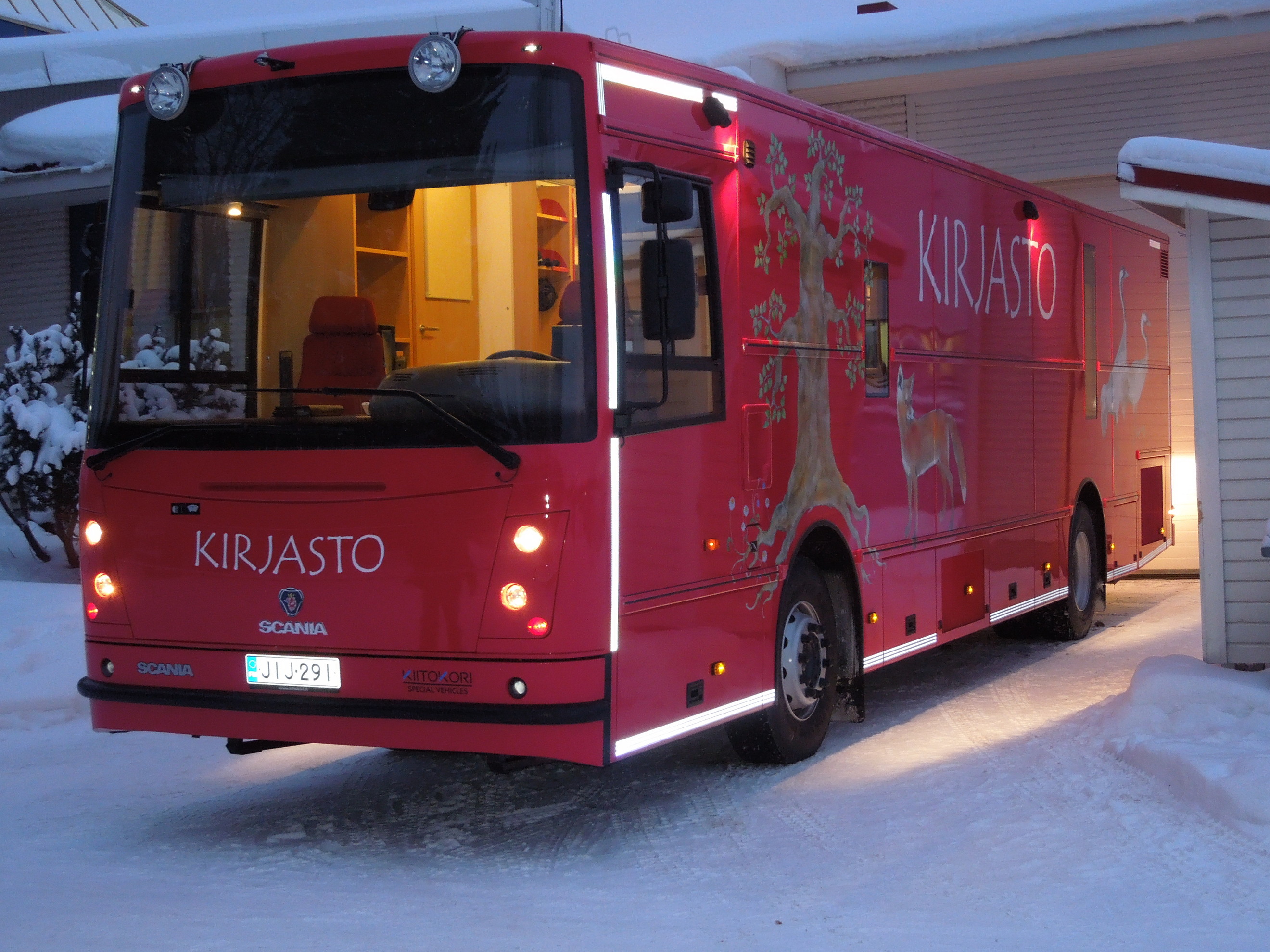 Liperin, Outokummun ja Polvijärven kirjastoauto