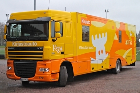 Mäntsälän kirjastoauto Vega