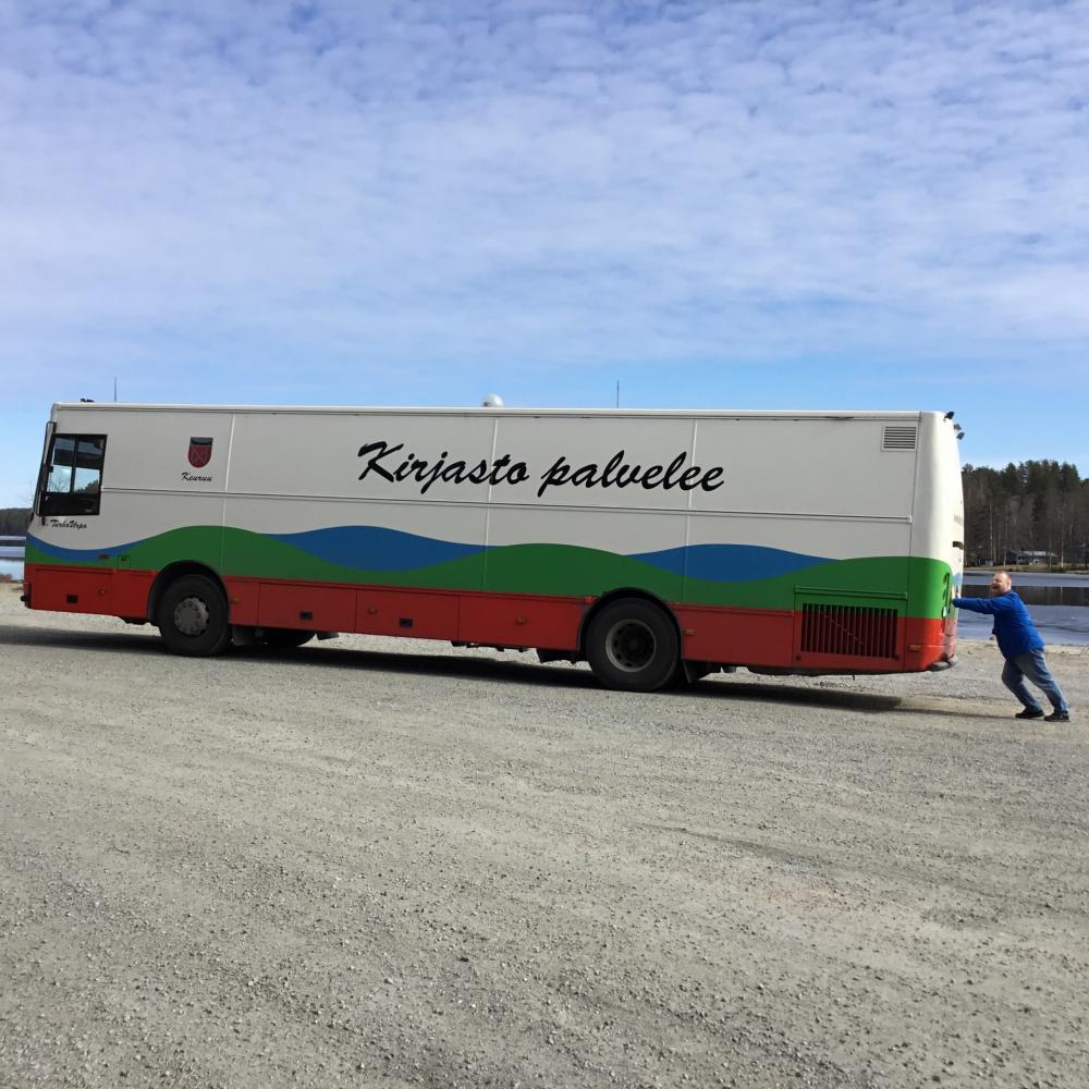 Kirjastoauto TurboUrpo