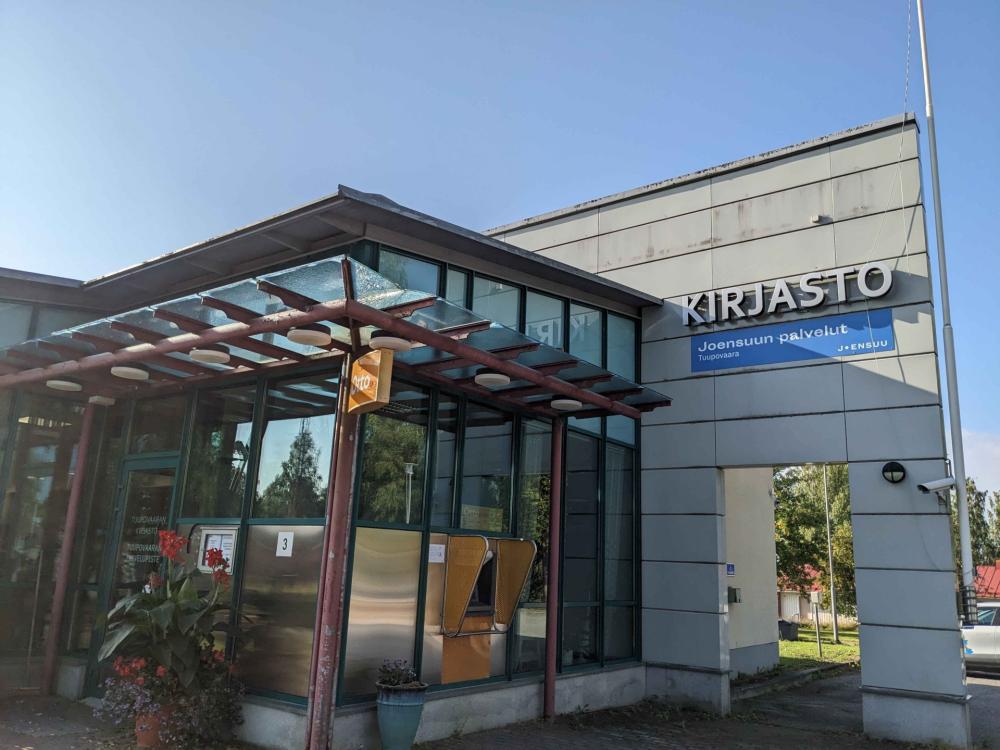 Tuupovaaran kirjasto