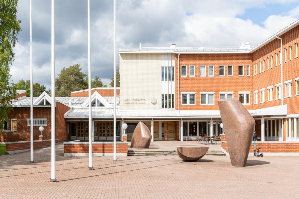 Yliopistokirjasto