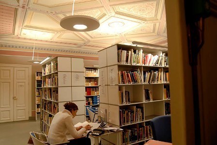 Oulun Elokuvakeskuksen kirjasto