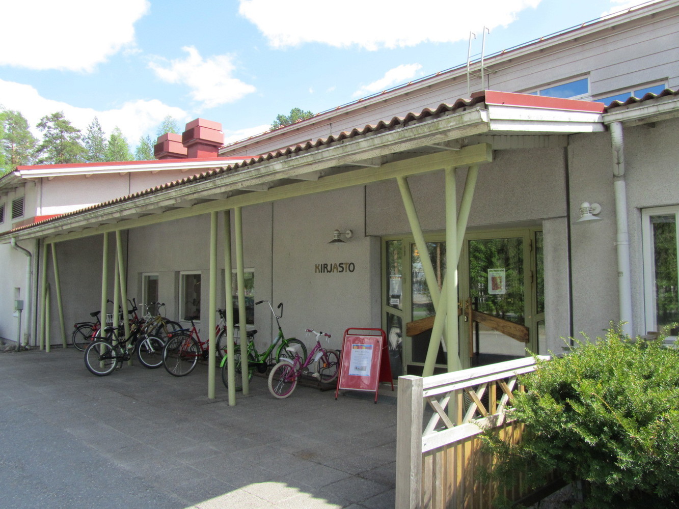Kärpäsen kirjasto