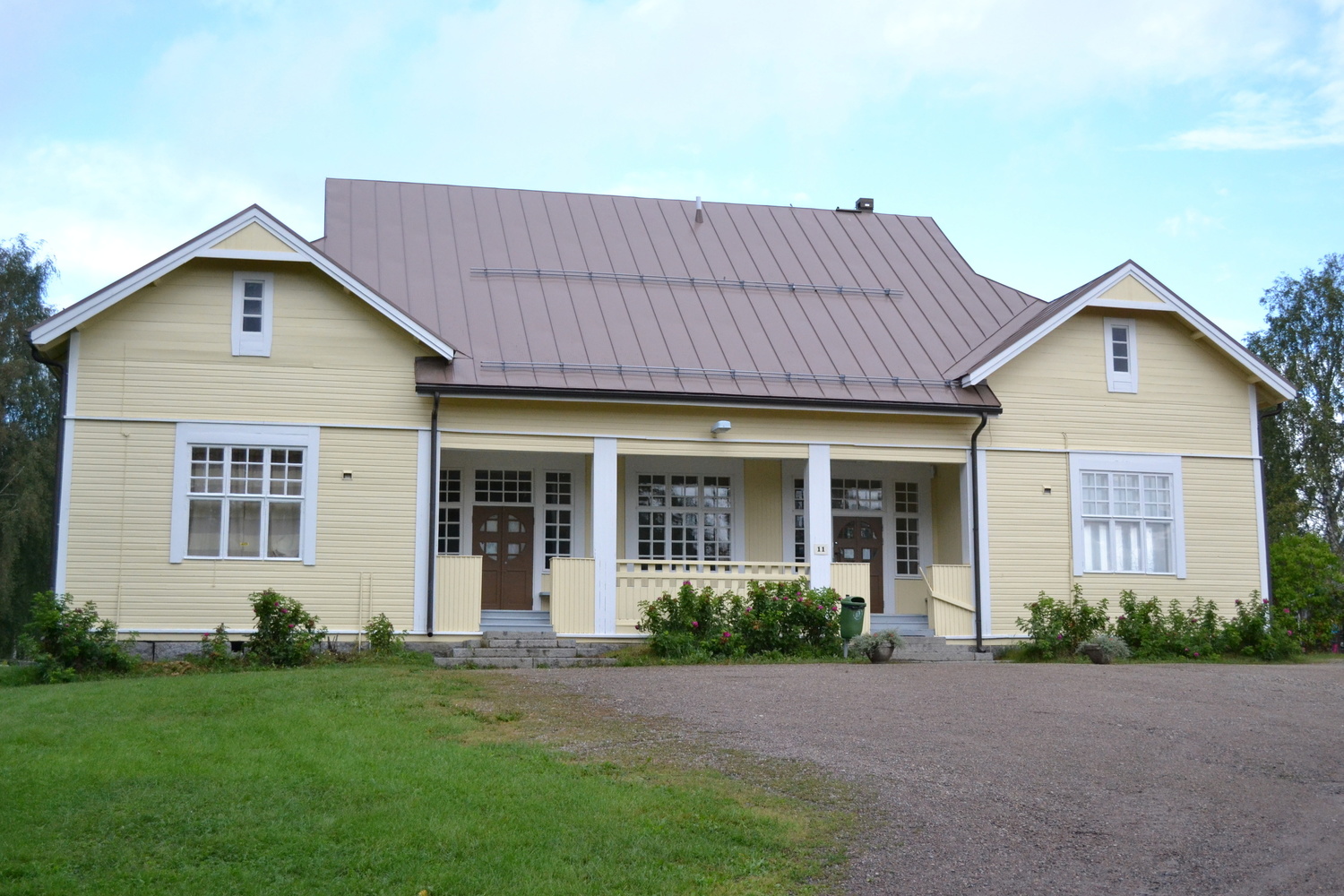 Luopioisten kirjasto