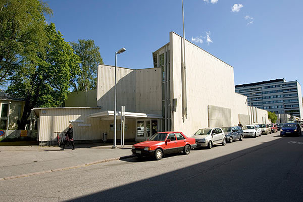 Vallilan kirjasto kesällä 2009